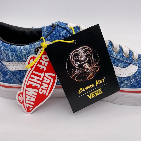 Vans Old Skool x Cobra Kai 'Eagle Fang Karate' Women Sneakers - Size: 9 - Picture 12 of 16